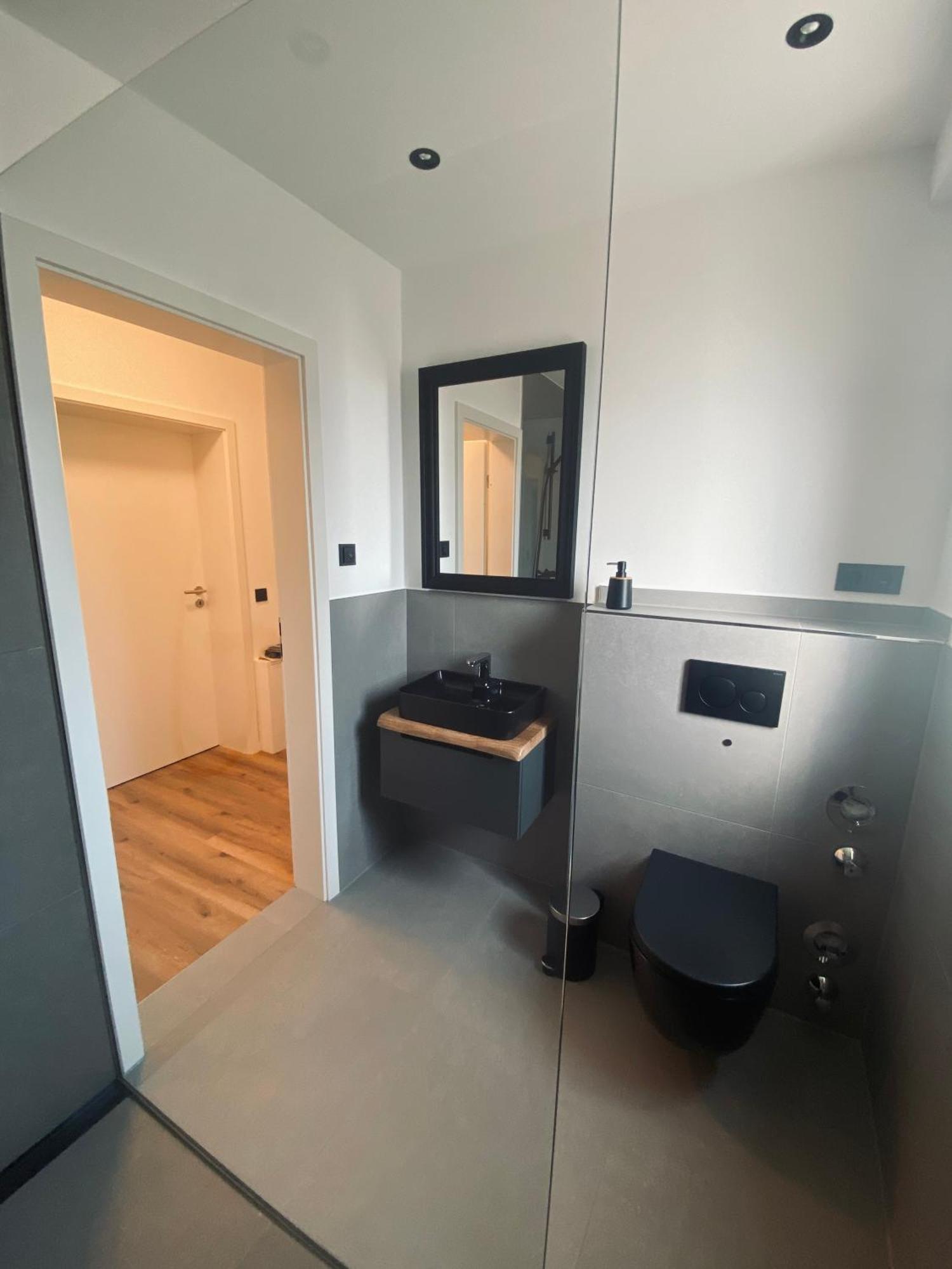 Montihaus Gaeste & Monteurzimmer Privatunterkunft Dormagen
